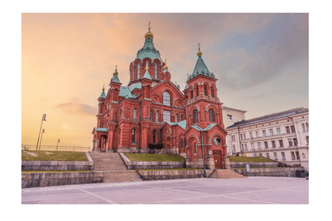 Helsinki: Guided Walking Tour with Hidden Gems
