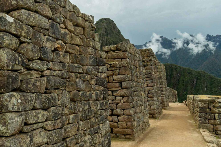 VANDRING FRÅN LLACTAPATA TILL MACHU PICCHU 3D - 2N