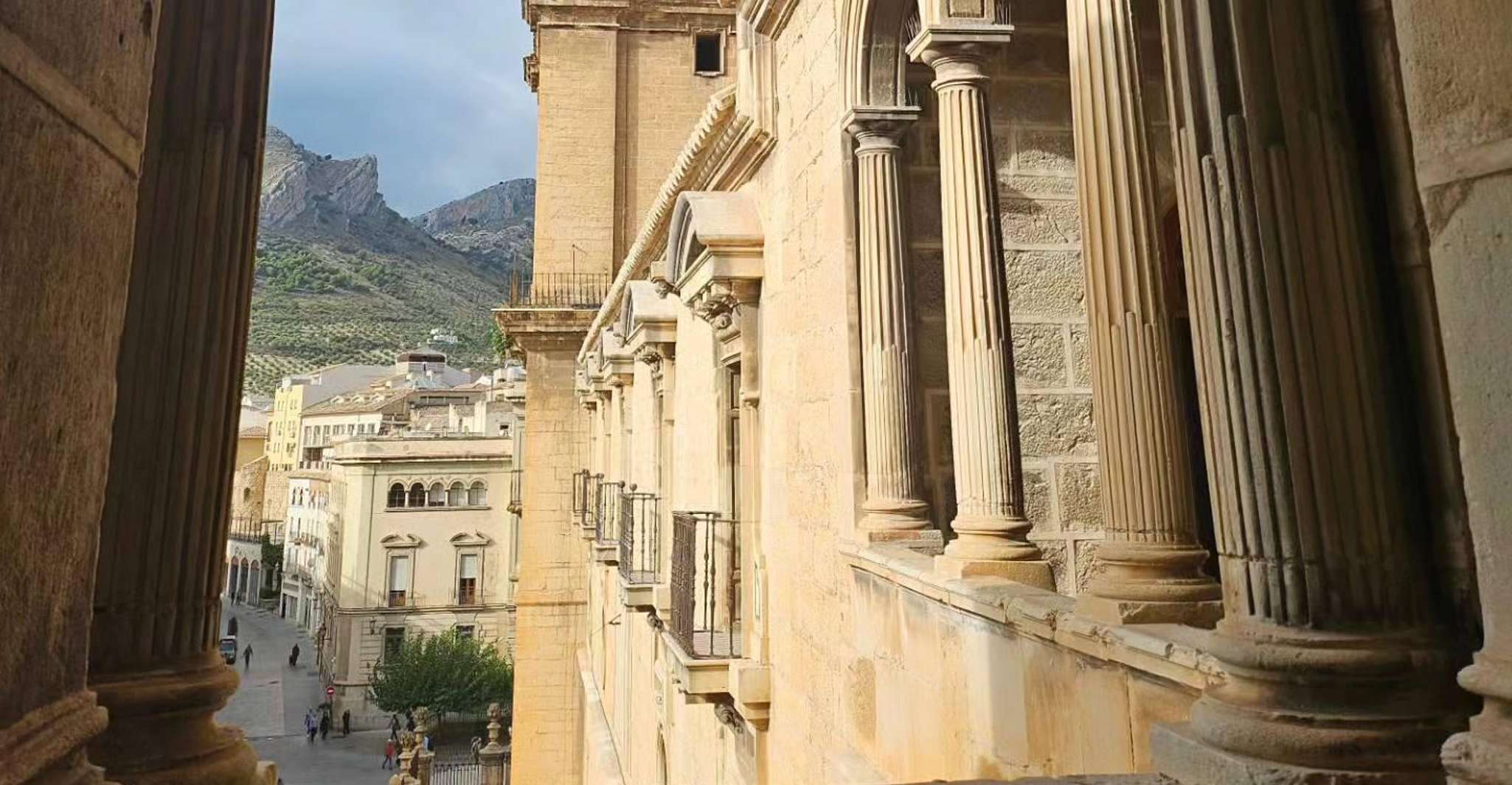 Jaén, Cattedrale, Arco di San Lorenzo e Quartiere Ebraico. - Hizvo