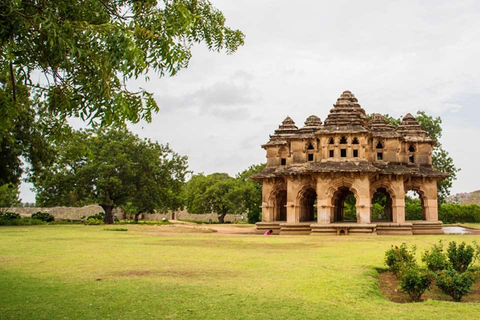 Esplorazione dell'India meridionale: dal Karnataka a Goa con hotel a 3 stelleEsplora il sud dell'India: dal Karnataka a Goa con hotel a 3 stelle