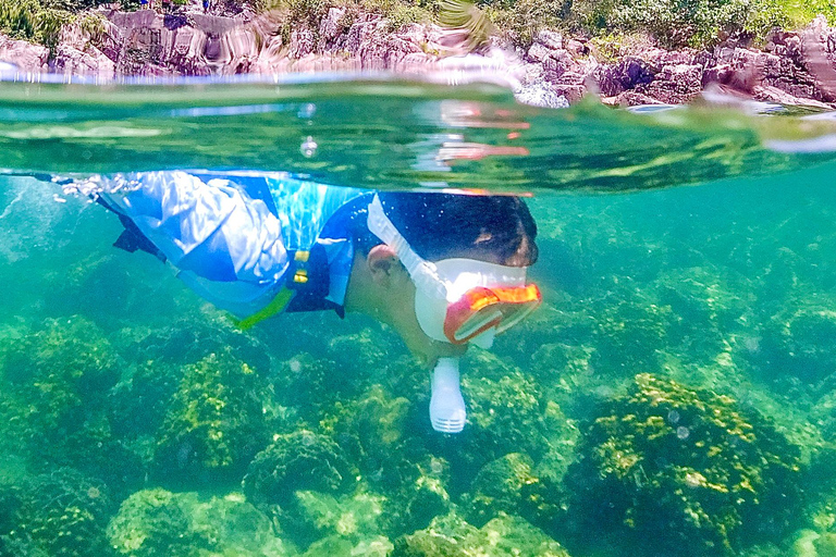 Hong Kong Sai Kung Full Day Snorkelling and Beach Yacht Tour