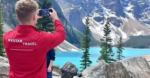 Banff: Moraine Lake, Lake Louise, Johnston Canyon Day Trip