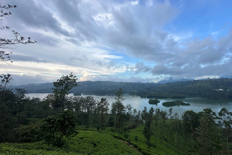 Trincomalee: 3-Day Tuk-Tuk Tour to Kandy with Tickets