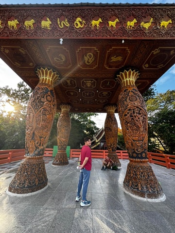 Wat Pha Lat, Wat Phra That Doi Suthep & Hmong Tour