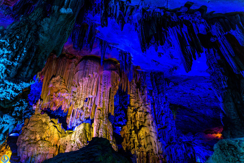 From Guilin: Reed Flute Cave, Xianggong Mountain & Show Tour