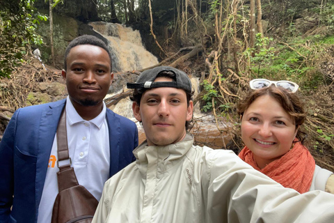 Nairobi: Tour guidato a piedi nella foresta di Karura