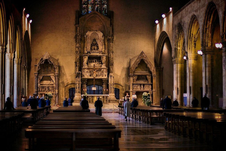 Naples: Private Tuk-Tuk Tour with Audio Guide