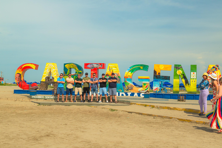 Discover Cartagena: City Tour through its Historic Streets and Colonial Charm