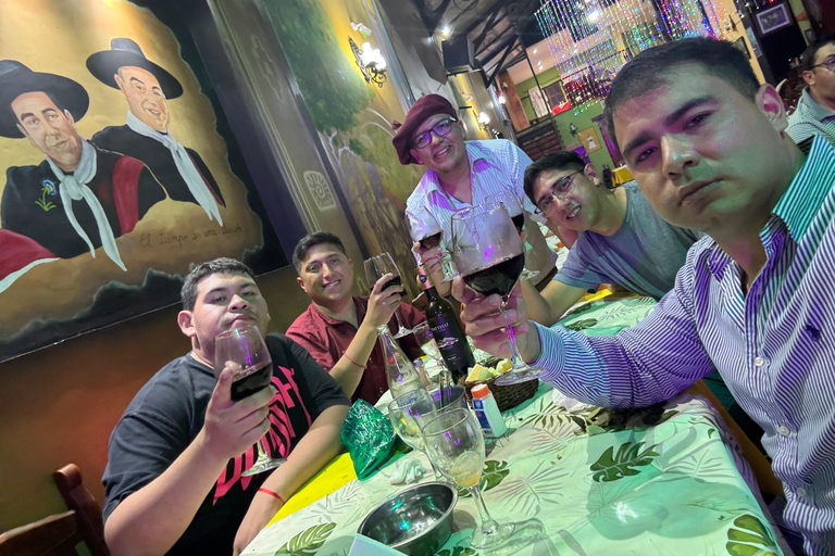 Experience an authentic Salta peña with local musicians Experience an authentic Salta “peña” with local musicians