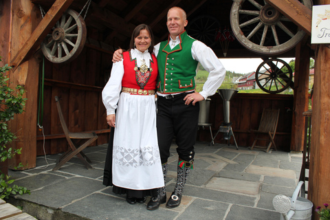 Bergen: Hardangerfjord cider tasting & waterfall Tour
