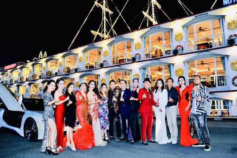 Diner tijdens cruise langs Saigon rivier en Sighseeing