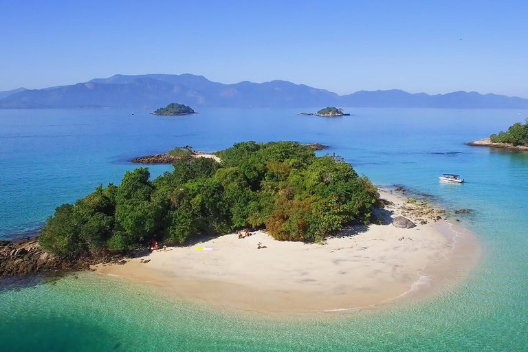 Visita guiada a Angra, com almoço (partida de Angra)