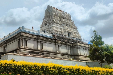 Spiritual Trails of Bangalore: Guided Half-Day Tour in Car