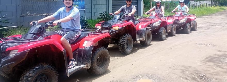 SUPER AVENTURE EN QUAD SUR LES SENTIERS, LA NATURE ET LES ROUTES HORS ROUTE