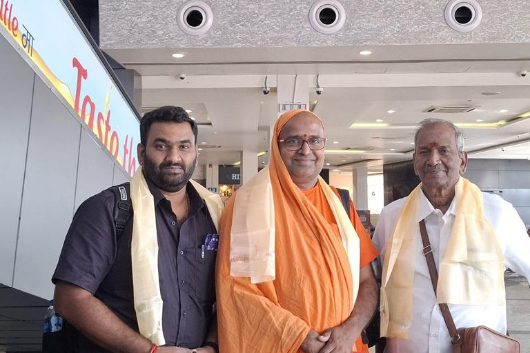 One-Day Private Vehicle Sightseeing Tour – 6 Points