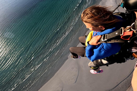 Adelaide: Tandem Skydive over Wallaroo Beach, Beach Landing Tandem Skydive over Wallaroo Beach - 12,000ft