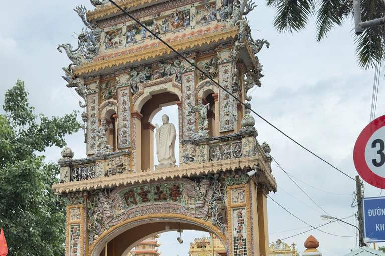 Max 14: Discover Cu Chi Tunnels System & Mekong Delta Private Group Tour