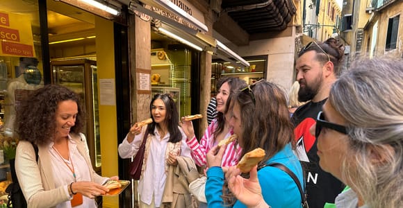 Venedig: Street Food Tour mit einem ortskundigen Guide und Verkostungen