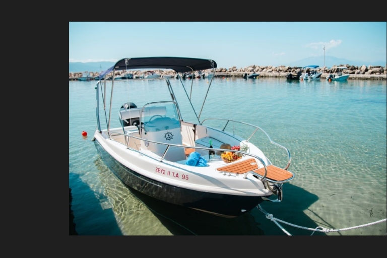 Zakynthos: Private boat trip with skipper Zakynthos: Private boat trip to with skipper