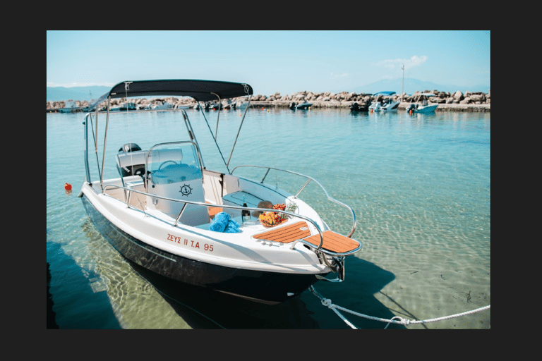 Zakynthos: Privé boottocht naar scheepswrak en blauwe grottenZakynthos : Privé boottocht naar scheepswrak en blauwe grotten