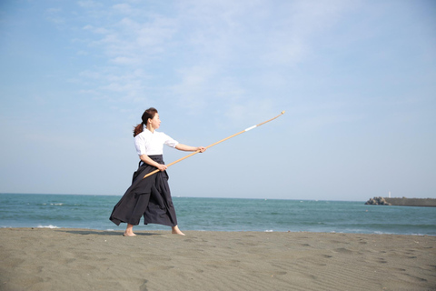 Kamakura: Naginata Experience with National Champion