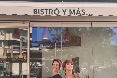 Denia: French-Inspired Brunch Cooking Class with Aperitif