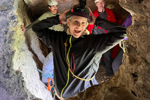 Bakú: excursión de escalada al castillo de hadas de Zagatala con acampadaBakú: Excursión al castillo encantado de Zagatala con acampada