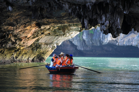 Hanoi: 2-dagars Halong-Lan Ha Bay BEST SELLER 5* kryssning balkong