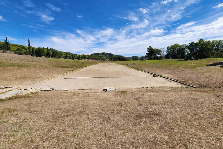 Site et musée de l'ancienne Olympie, visite privée d'Athènes et déjeuner