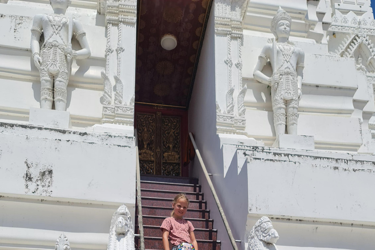 Phetchaburi: Palazzo d&#039;Estate e storia (privato per 4 persone)