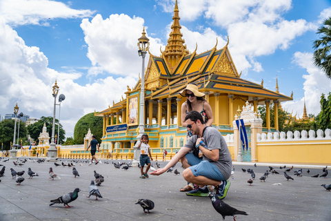 Phnom Penh: Full Day Guided City Tour with Food & Street Art Phnom Penh: Full Day Guided City Tour with Food & Street Art