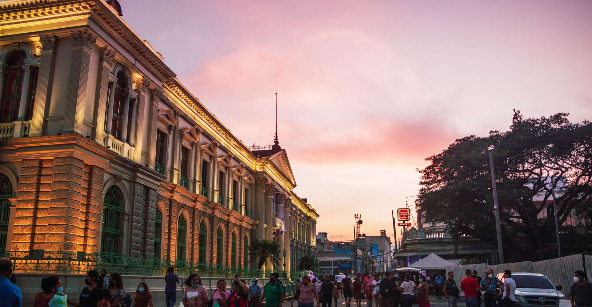 San Salvador volcano and historic downtown of San Salvador. - Housity