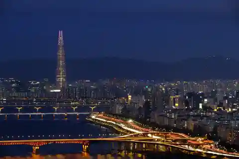 Seul: Caminhada panorâmica ao pôr do sol, visita a templos e tour gastronómico coreano