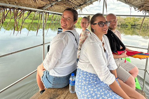 Kandy: Sigiriya, Dambulla och en dagsutflykt på bysafariKandy: Sigiriya, Dambulla, and Village Safari Day Trip