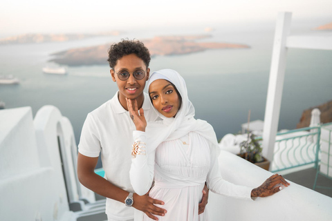 Santorini: Imerovigli Professional Photoshoot in Blue Dome