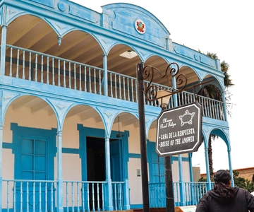 Lima: Explore Callao among Art, History and Iconic Monuments