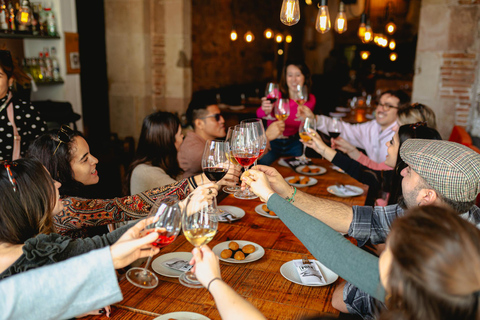 Barcelona: El Born Food Walking Tour with Tapas and Drinks