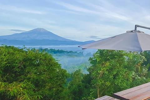 Yogyakarta: Menoreh, Chicken Church, Mudal & Glagah Day Trip