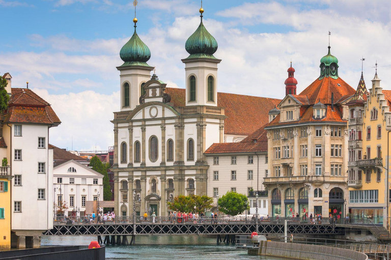 Det bästa av Lucerne: Privat rundvandring med en lokalPrivat tur med stadsvandring - 3Hr