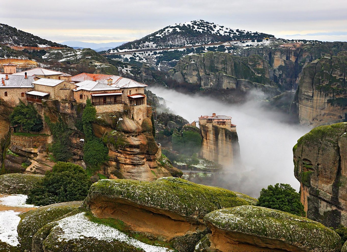 Athen: Dagsudflugt til Meteora-klostrene med huler og frokost