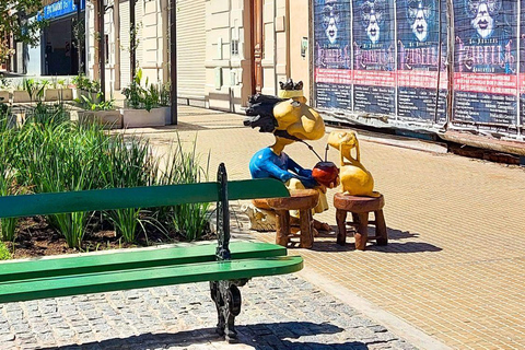 Buenos Aires: Argentine Comics Tour through the Comic Walk Quadrinhos em Português