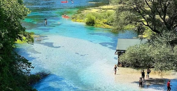 From Ksamil/Saranda: Tour to Gjirokaster Old Town & Blue Eye