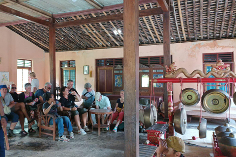 Yogyakarta: Borobudur and Candirejo Village Tour by Dokar