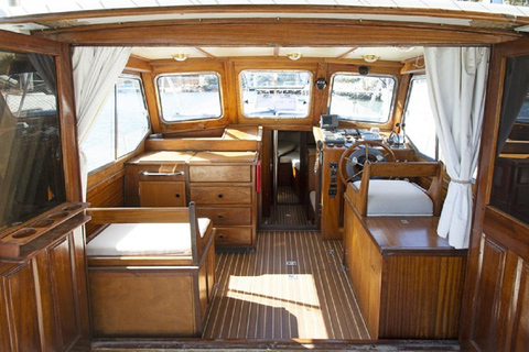 Menorca: Private Menorcan Llaut with Skipper – Full Day