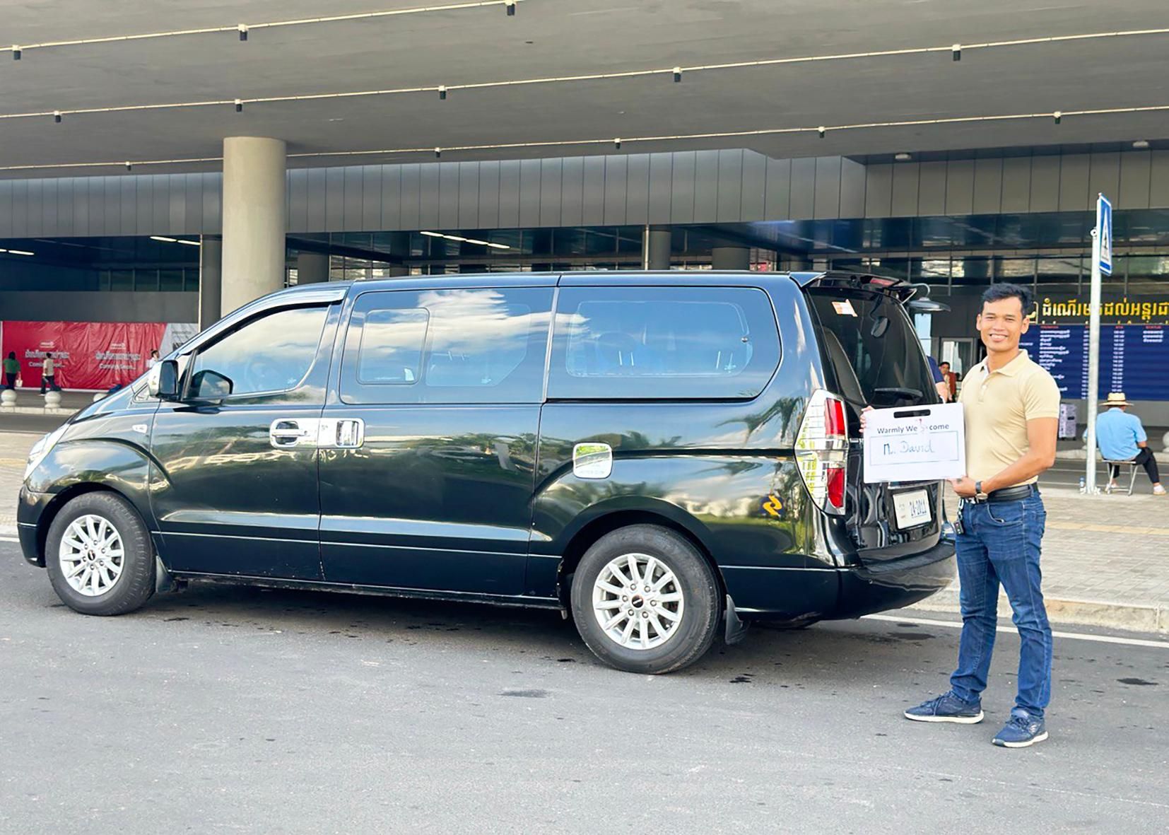 Phnom Penh: Nach/von Siem Reap Privater Transfer