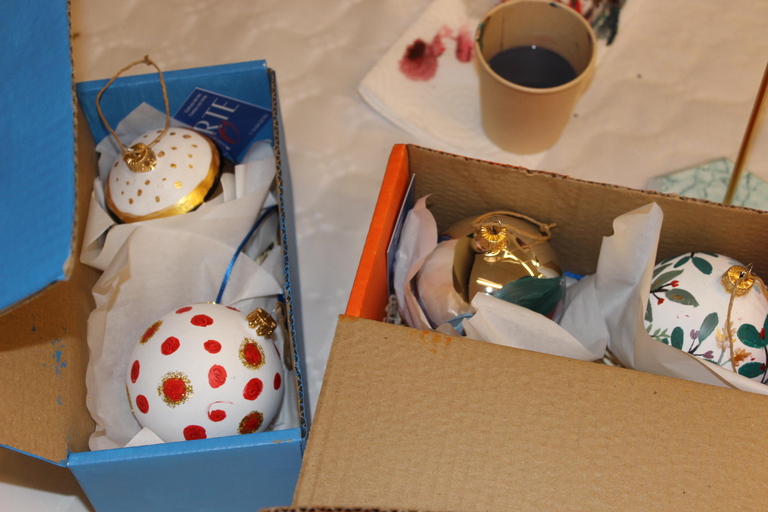Alicante: Christmas Ornament Painting Workshop