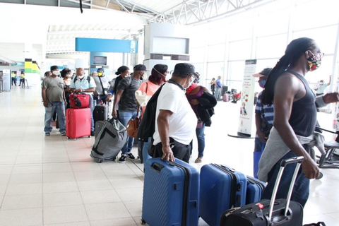 Traslados privados del aeropuerto de Kingston a Montego bay