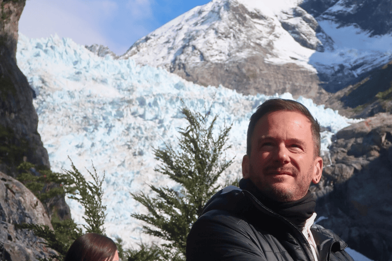 Puerto Natales : navigation vers les glaciers Balmaceda et SerranoPuerto Natales : Navigation vers les glaciers Balmaceda et Serrano