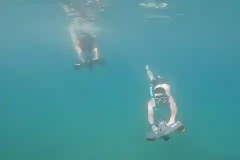 Salou: Underwater scooters