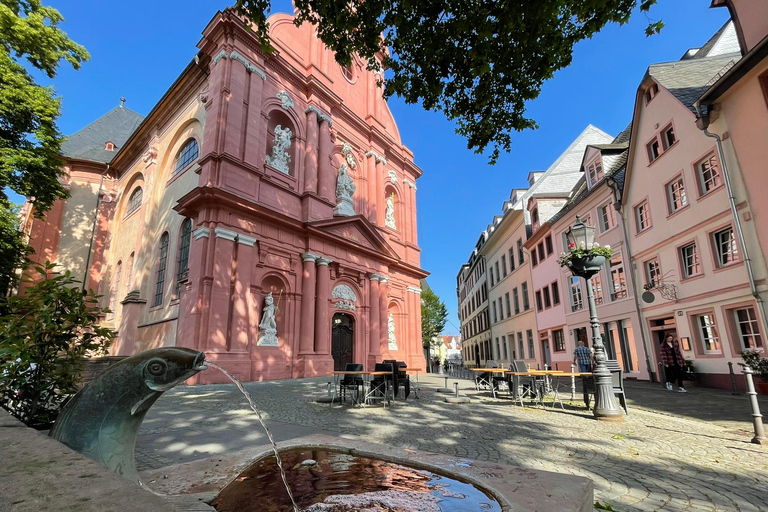 Tussen de Rijn en de sfeer van de oude binnenstad: ontspannen Mainz met een wijntjeTussen de Rijn en de oude stad: relaxte Mainz met een wijntje